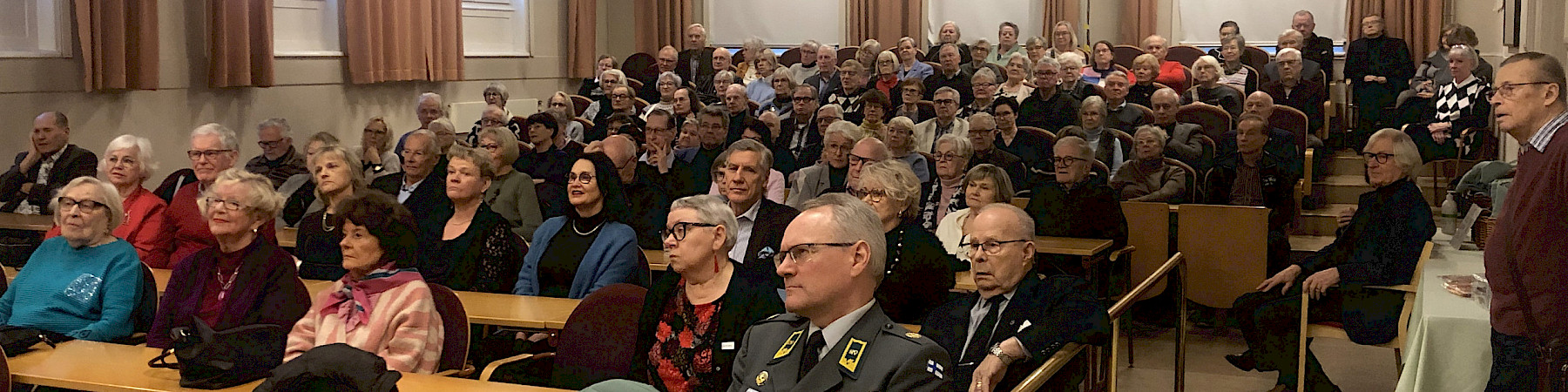 Kenraali veti salin täyteen Porissa