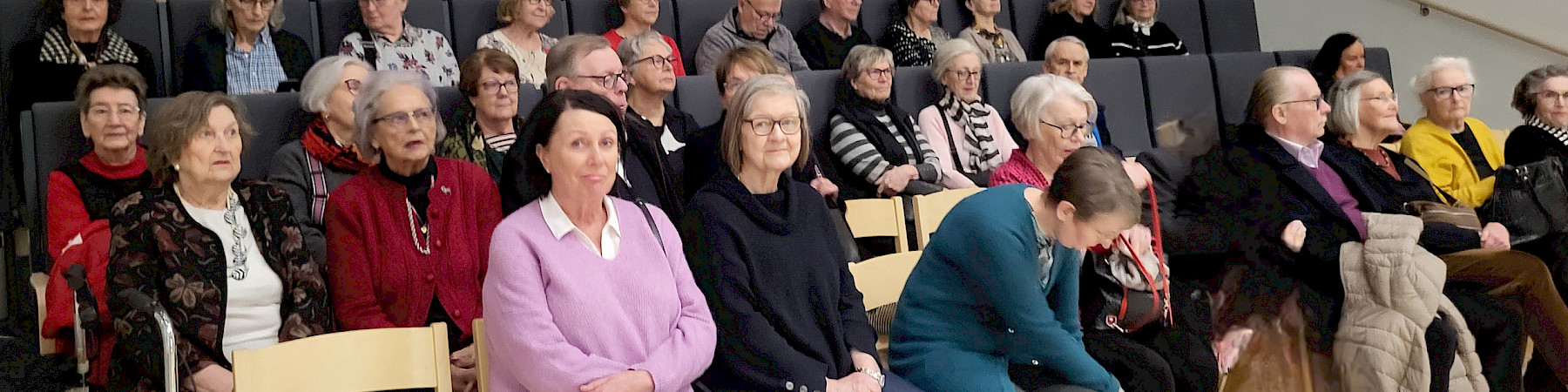 Lahden kansallisten Senioreiden kulttuurimatka Muistiin, Päämajamuseoon ja Kenkäveroon