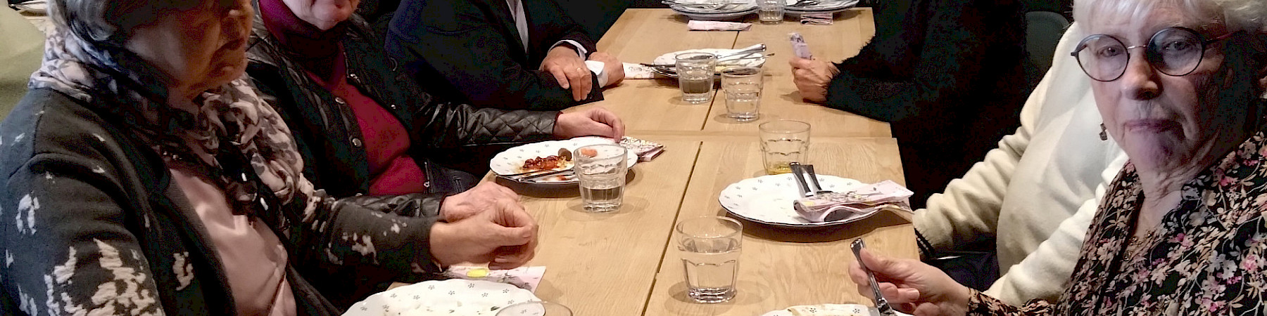 PATRIARKKA – Järvenpään seniorit Kotkassa teatteriretkellä 26.4.2025