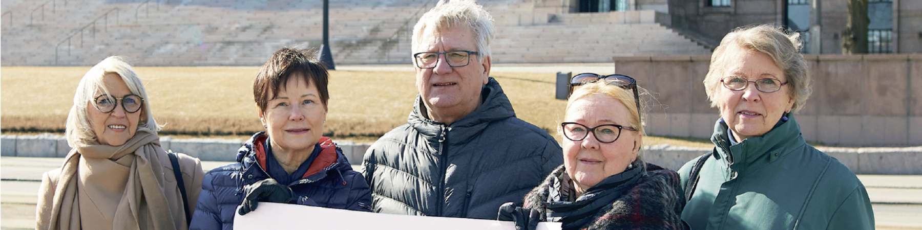 Artikkelikokoelma: Näkökulmia ikäihmisten ihmisoikeuksiin Euroopan Unionin alueella