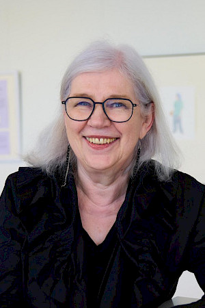 Leena Mäkelä
0453287252
leena.makela@senioriliitto.fi