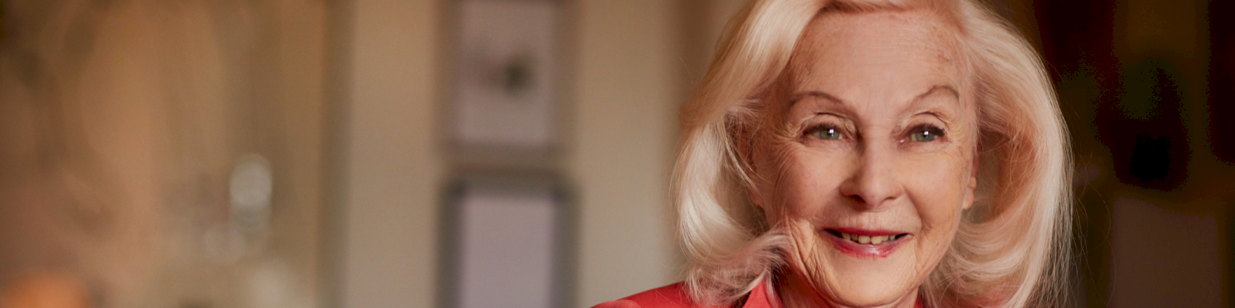 Näyttelijä Seela Sella, 83: ”Olen sanonut lastenlapsilleni, että kun kuolen, energiani jää heidän ympärilleen”