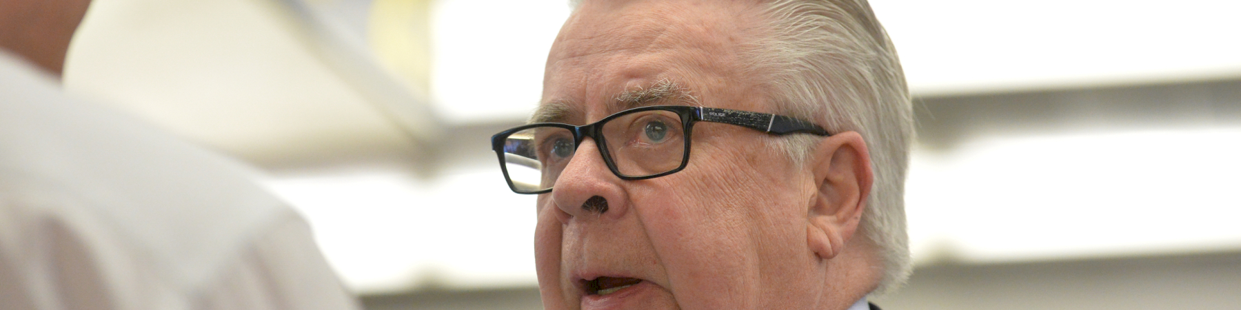 Kalervo Kummola arvostaa omaishoitoa ja toivoo: "Hoivakoteja, joissa vanhukset viihtyvät, tarvittaisiin lisää"