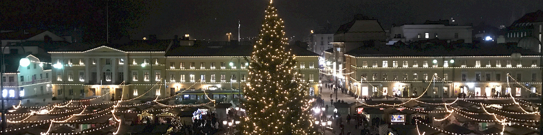 Senioriliiton toimisto on joulutauolla