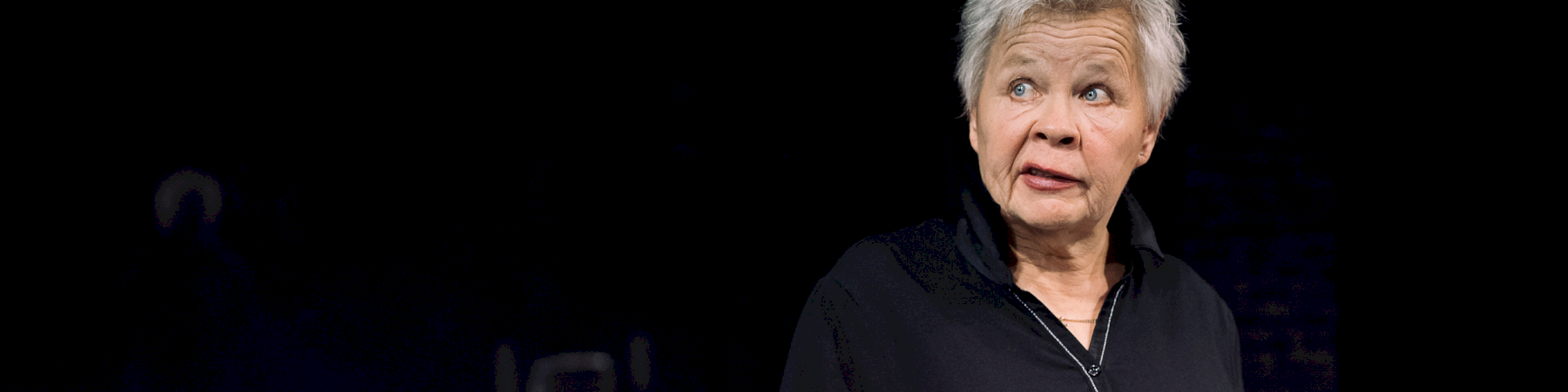 Näyttelijä Ulla Tapaninen ottaa vastaan sen, mitä elämä tuo tullessaan: "Toistaiseksi en ole käyttänyt aikaani huolehtimiseen"