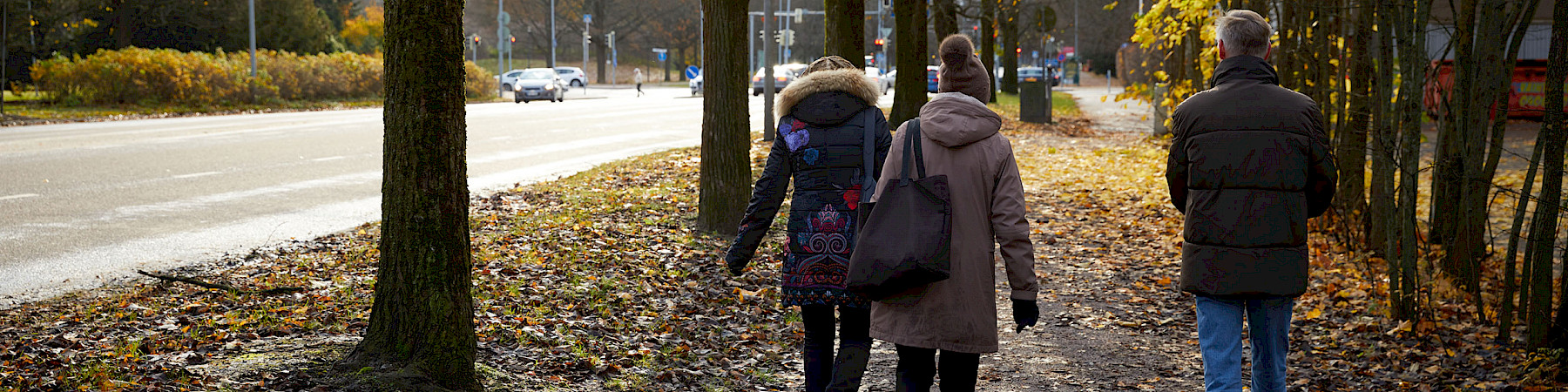 Otimme kantaa: Senioreita on kannustettava turvalliseen ulkoiluun myös koronapandemian aikana