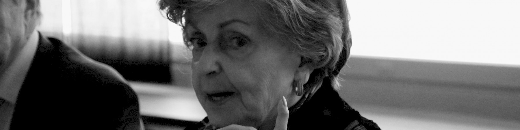 Kansallinen senioriliitto ry:n kunniapuheenjohtaja Elsi Hetemäki on menehtynyt