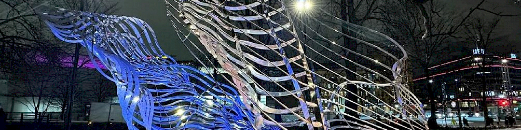 Koiviston muistomerkin tekijän vierailu