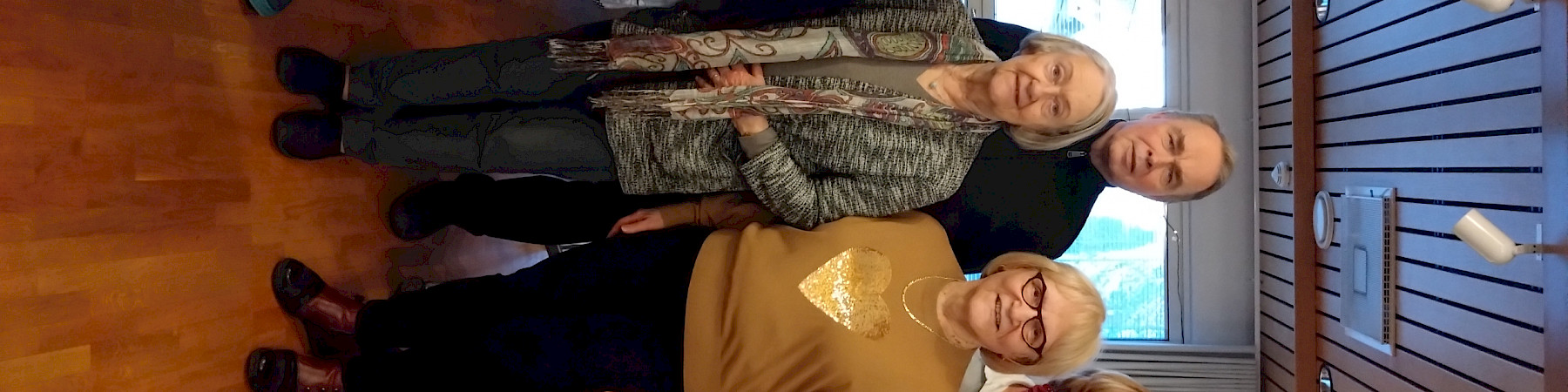 Järvenpään seniorit joulun odotuksissa!